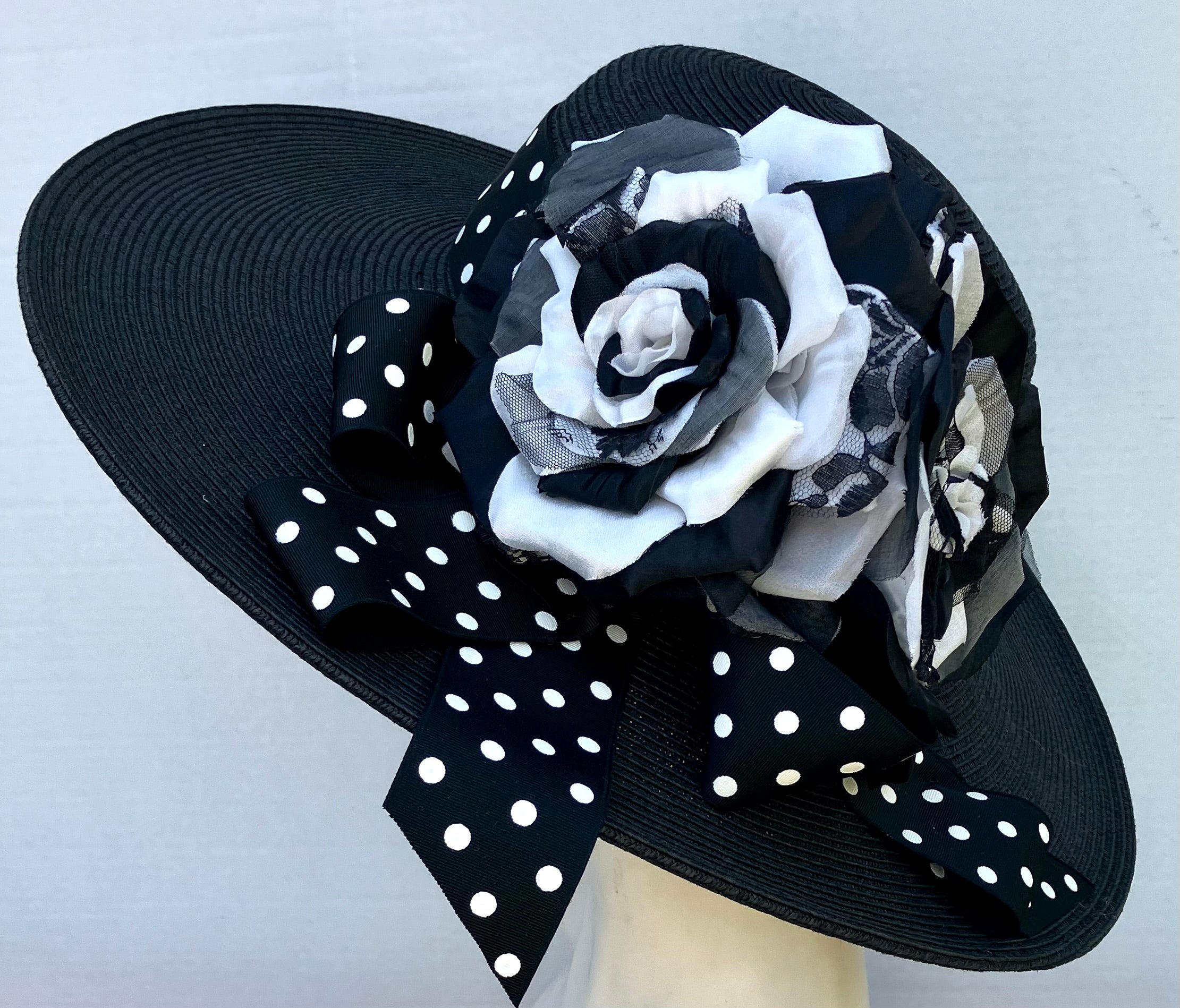 Black 5-6 Brim Derby Hat - Lace Rose