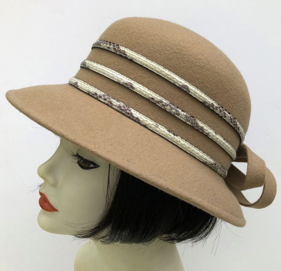 Camel Lamp-Leather Trim