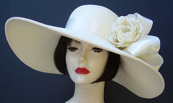 Ivory Derby Hat-Ivory Rose