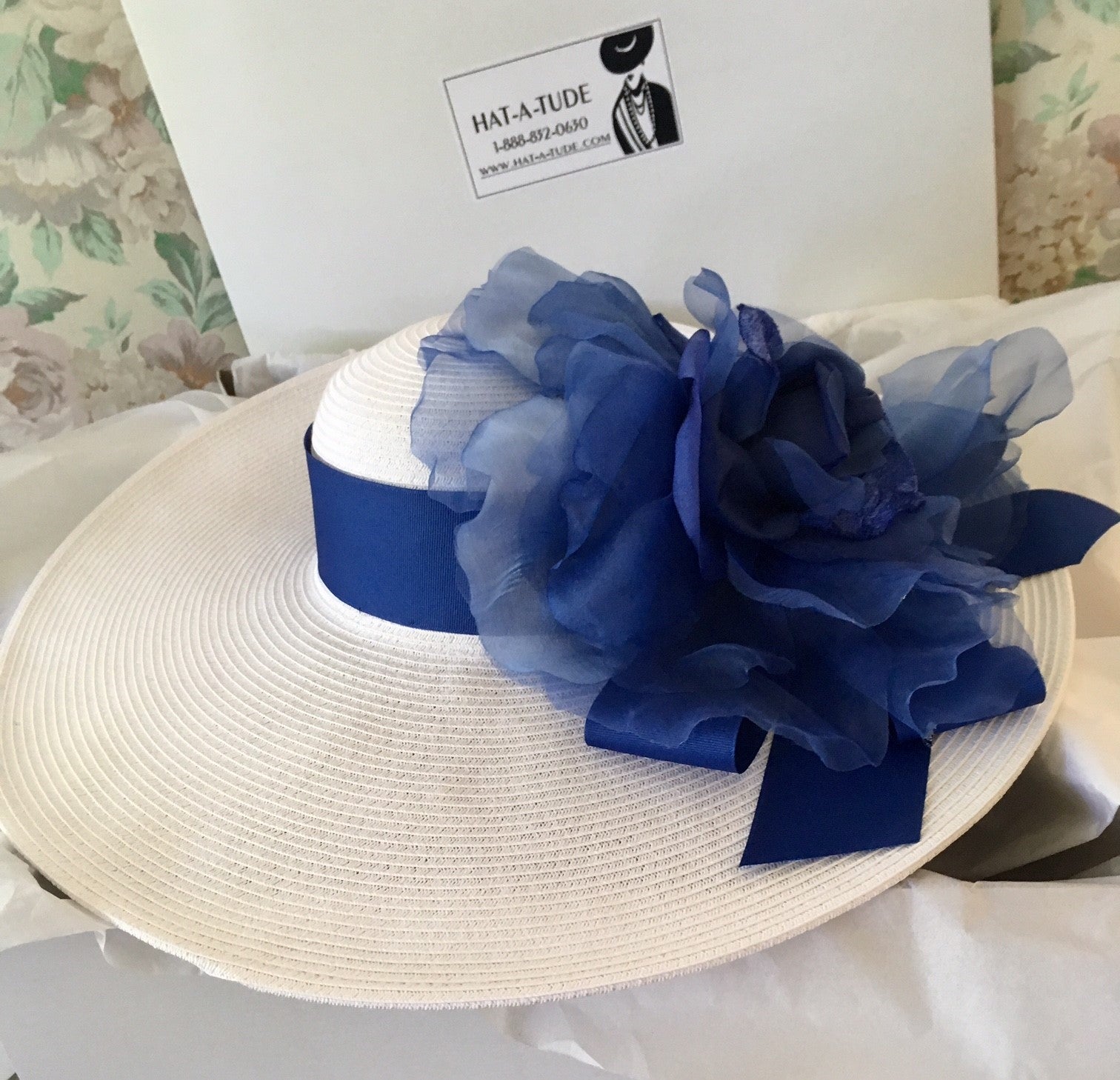 White Derby Hat-Blue Rose