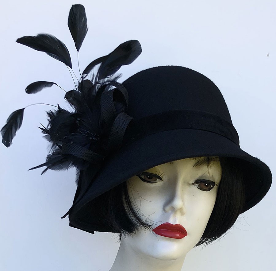 Black Cloche-Feather Flower