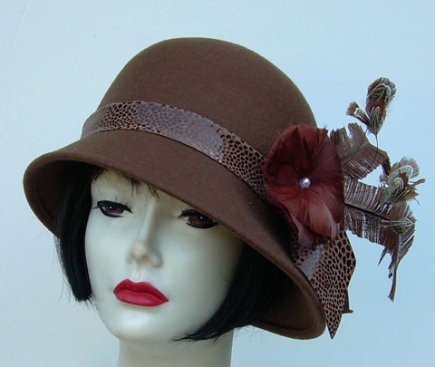 Brown Cloche/ Feather Spike