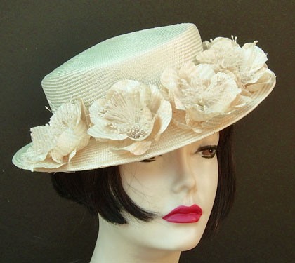 Ivory Petite Boater/Flowers