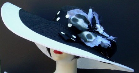 Black-White Hat 8 Brim/ Orchid